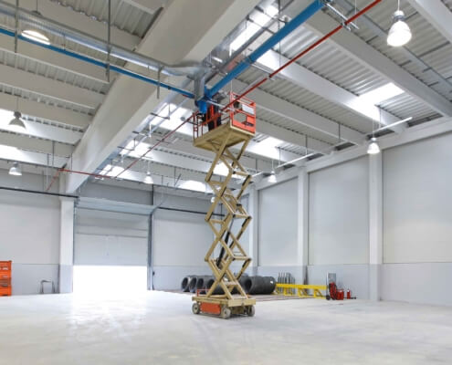 aerial-lift-being-used-in-warehouse